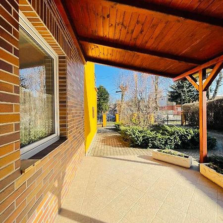 Gabi Haz Apartmanok*** Hajduszoboszlo Luaran gambar