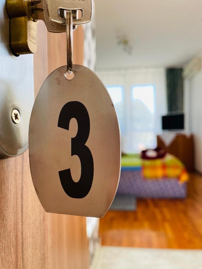 Gabi Haz Apartmanok*** Hajduszoboszlo Luaran gambar