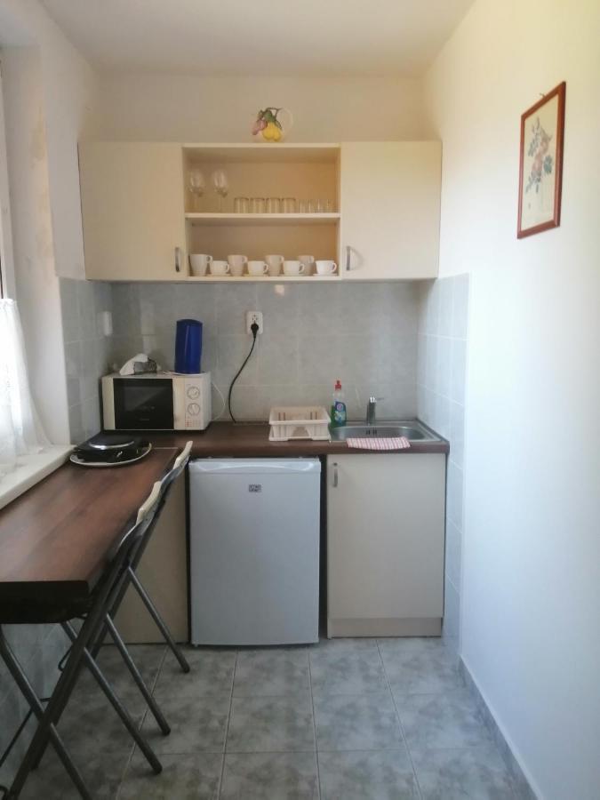Gabi Haz Apartmanok*** Hajduszoboszlo Luaran gambar